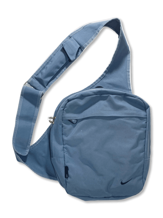 Nike '01 Carrygear Crossbody Backpack