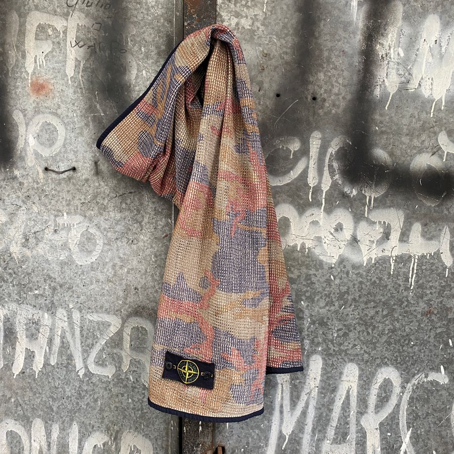 stone island camouflage scarf