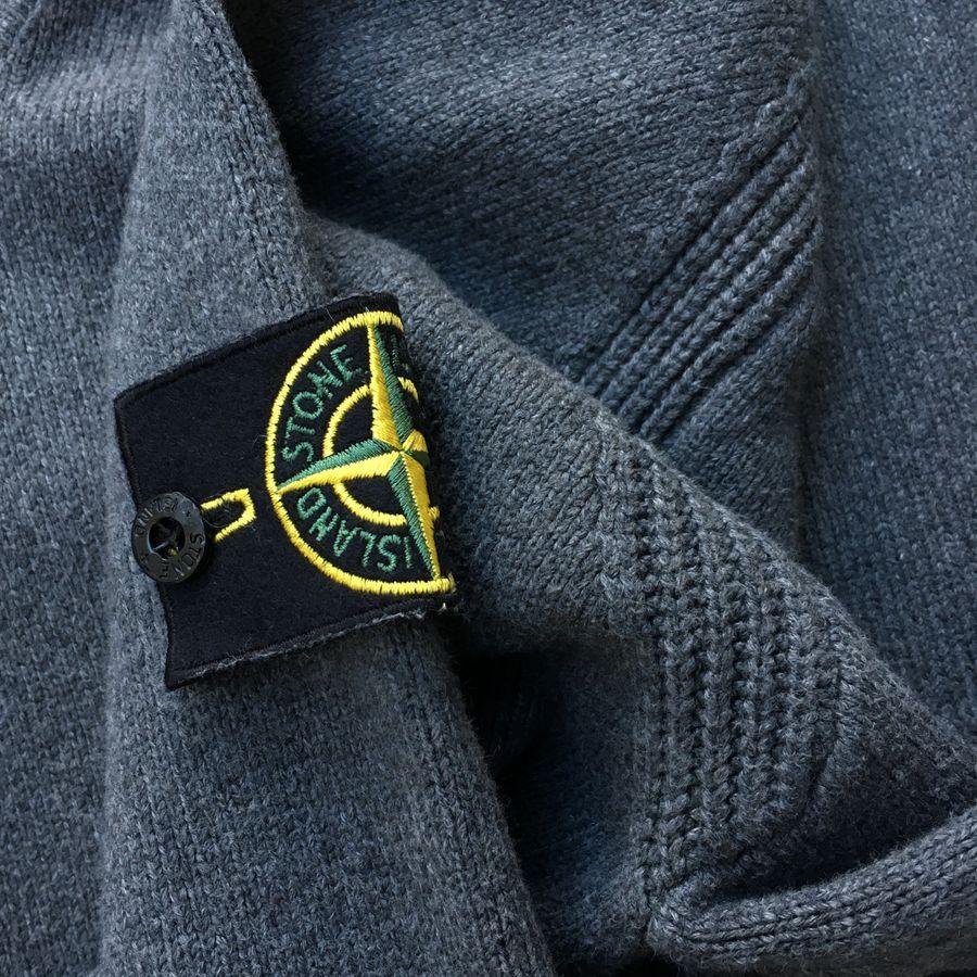 stone island badge