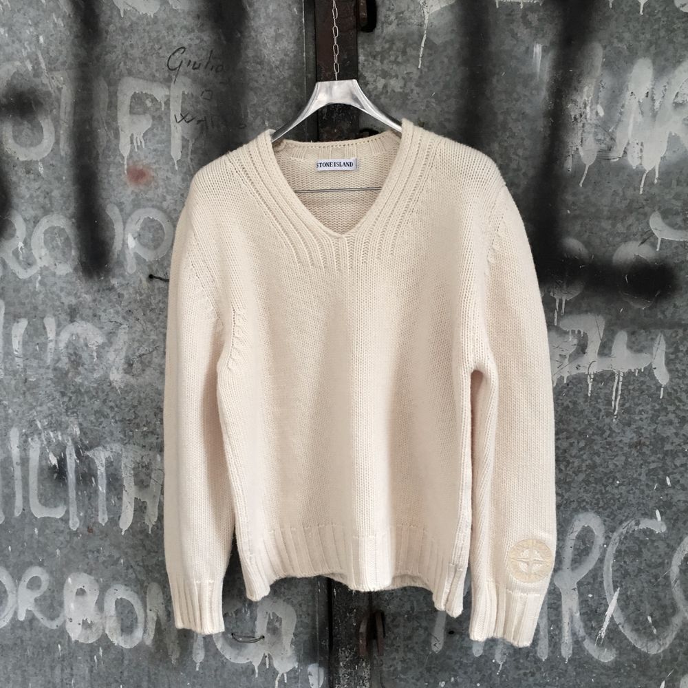 Stone island v neck online sweater